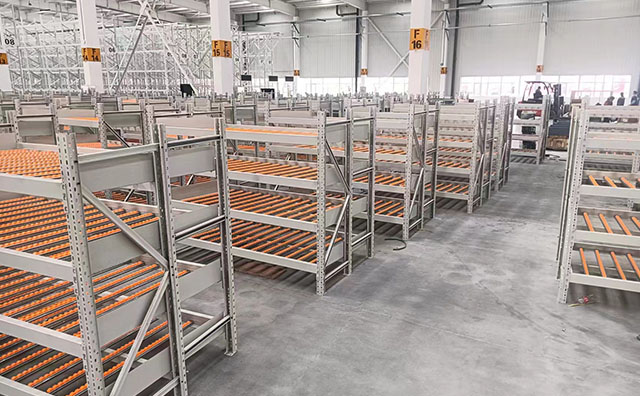 仓库中型货架