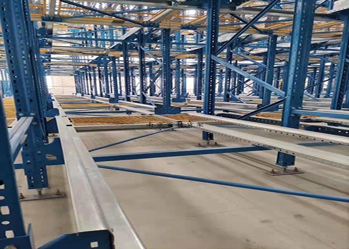 惠州四向穿梭车货架价格多少钱